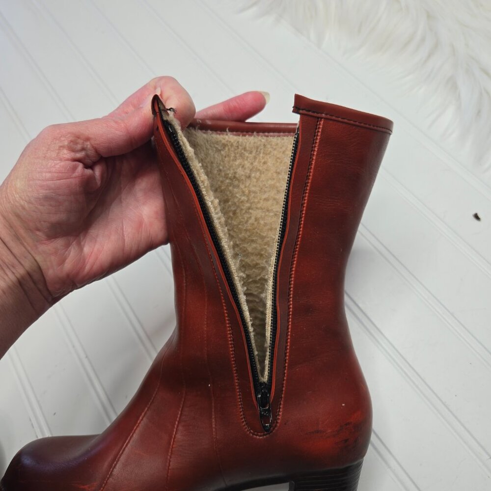 Vintage Waterproof Rubber Chunky Heel Boots Made In USA Red Women's Sz 5 Sherpa - Picture 2 of 11